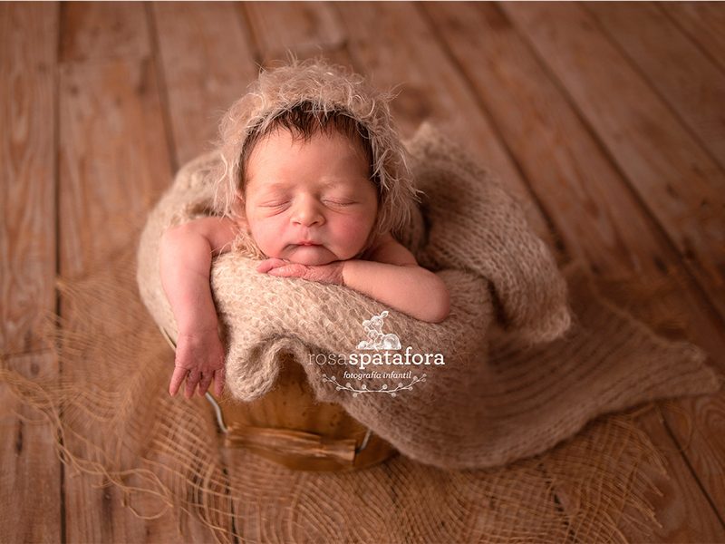 Sesión de fotos de recién nacido en Granada - Estudio fotográfico